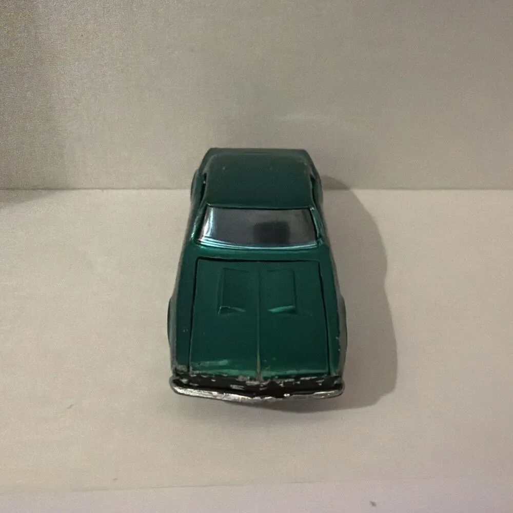 Redline Hot Wheels Custom Camaro  Green US Base Great Condition